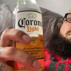 Meet your Posher, Victor